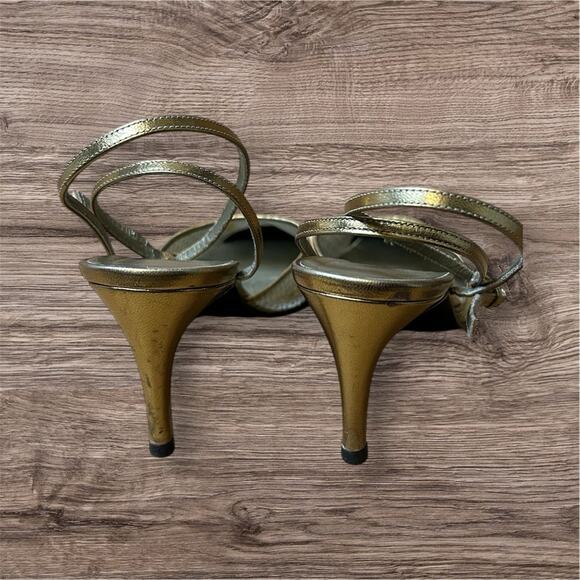 Yves Saint Laurent gold mesh pointed toe strappy sandal. Size 7.5 - Picture 10 of 14